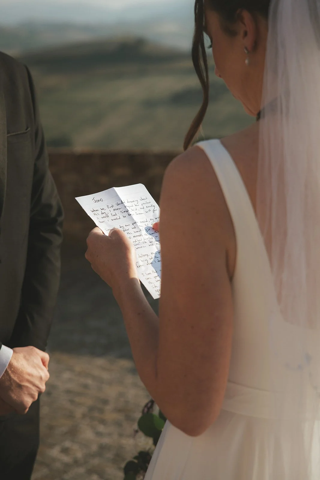 Symbolic weddings in Italy allow couples to marry creatively while offering guests a full Italian holiday experience. Choosing a wedding celebrant in Italy is also choosing a guide to the country’s beauty, gastronomy, and culture.