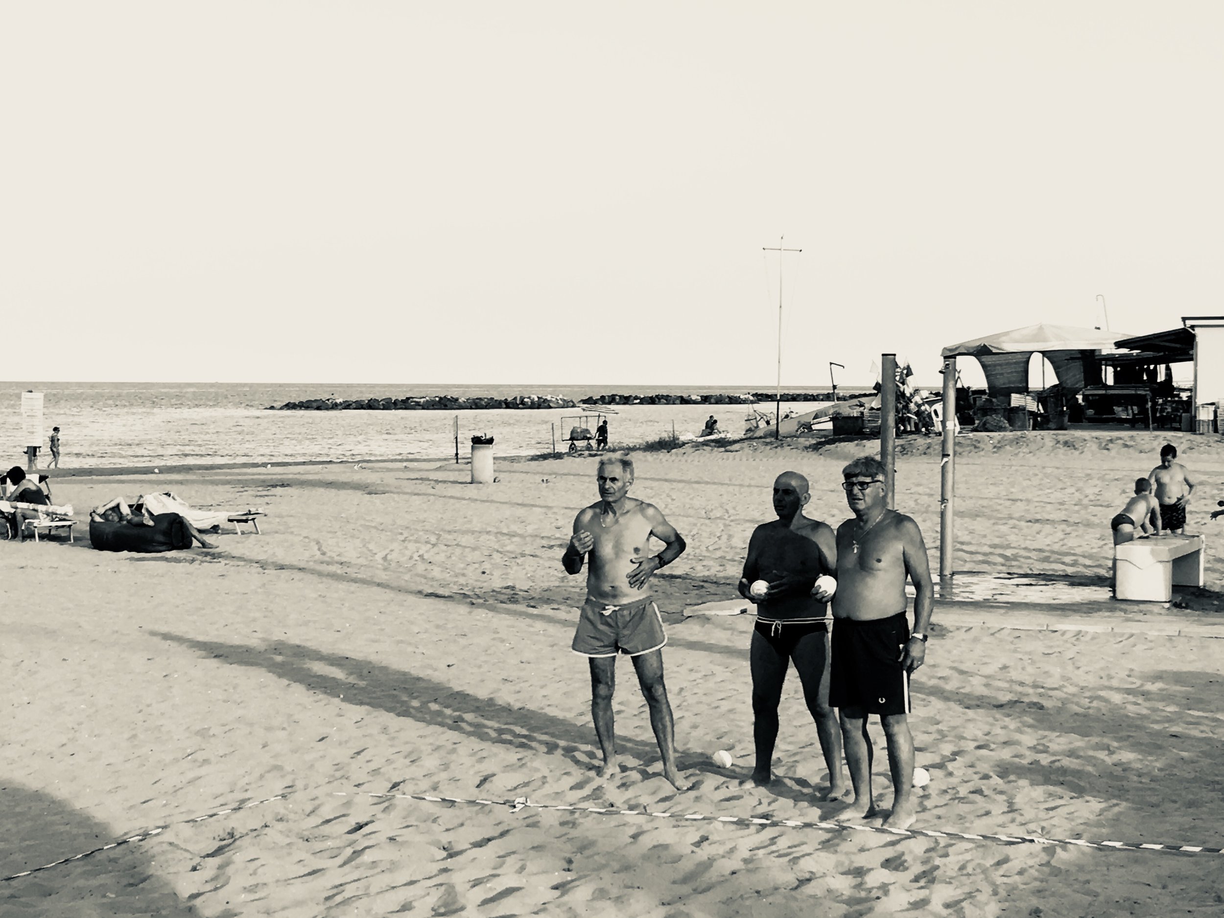 Choosing a top destination wedding celebrant Italy makes the wedding day stress-free. Symbolic wedding celebrant Italy and English speaking officiant Italy.  Paola Orazi the best celebrant in Italy