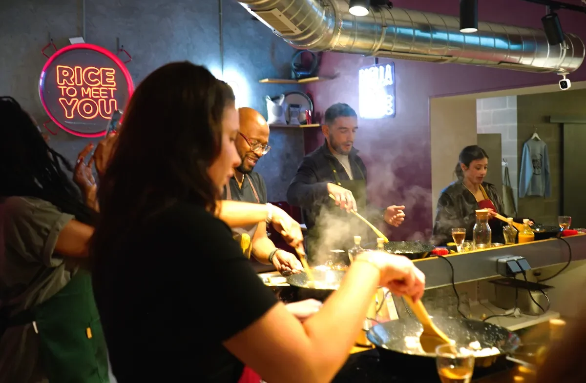 Taller de paella en Barcelona | Rice to meet you