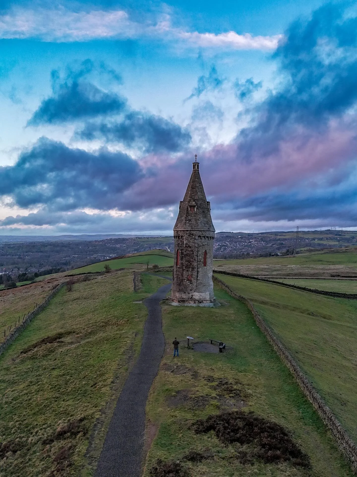 Just get Outside Bro!

You never know what&rsquo;s awaiting you until you do it.

#outdoors #outdoorlifestyle #uknature #winterdays #englishcountryside #getmeoutthere #mcruk #ukhiddengems