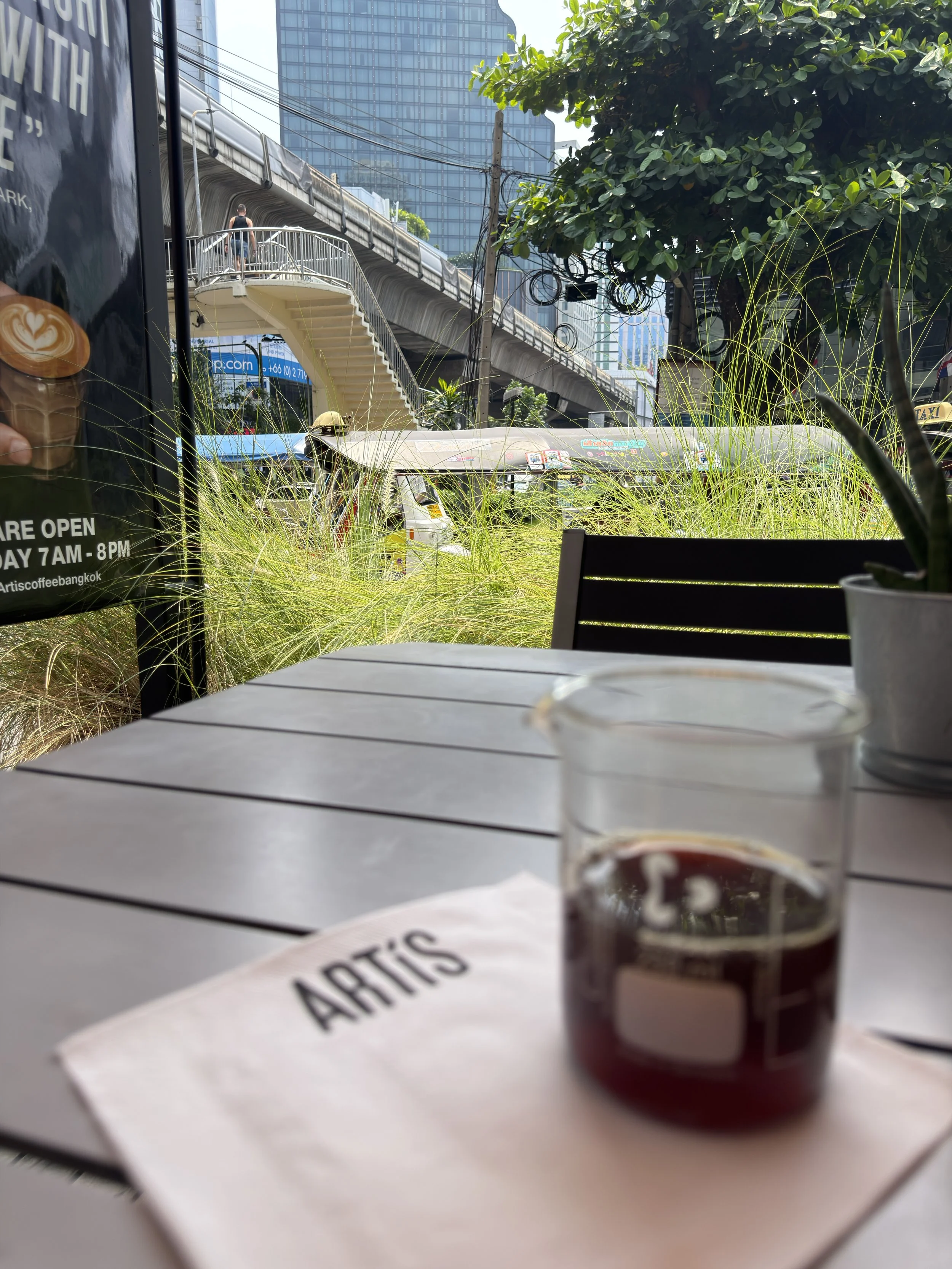 artis coffee bangkok