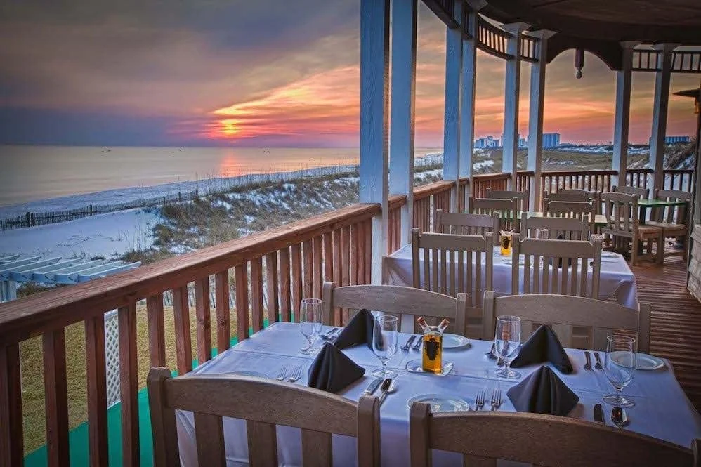 Destin’s Best Eats Fresh seafood, waterfront dining, and local favorites.