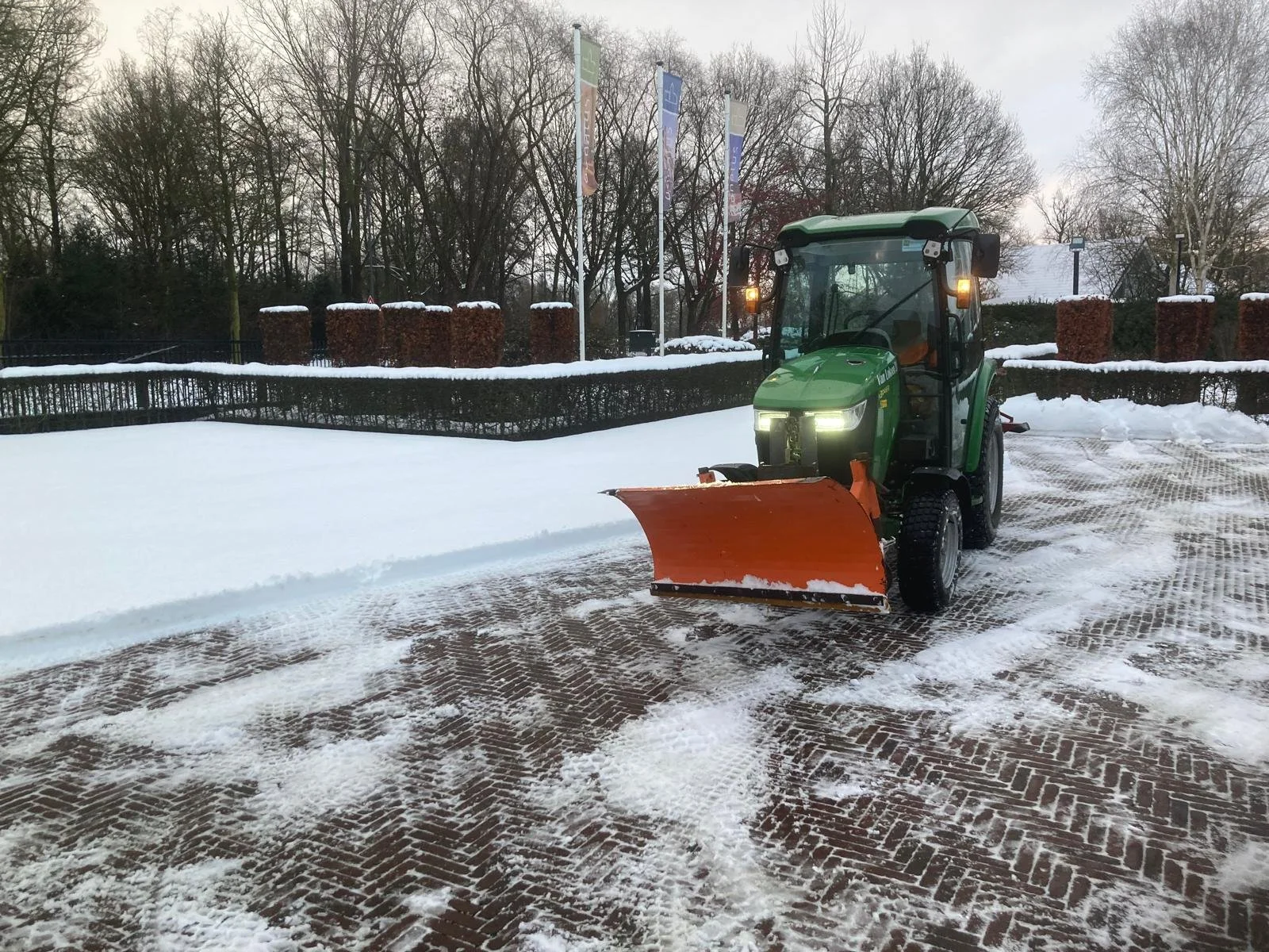 Sneeuwschuiven