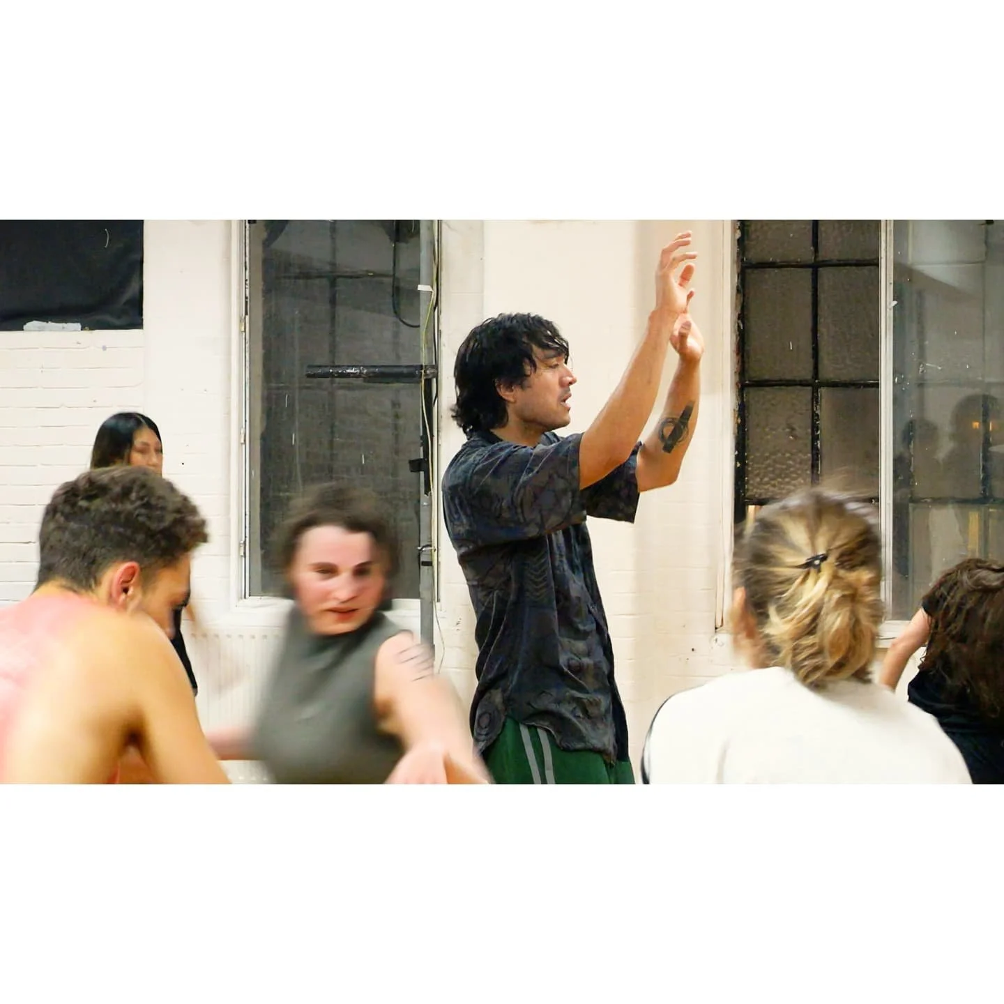 Some stills from filming @deerodree movement workshop at @chisenhaledance 

Capturing people as they let go of judgement towards themselves and just dance like no one is watching.
.
.
.
.
.
#danceworkshop #danceteacher #dancevideography #dancephotogr