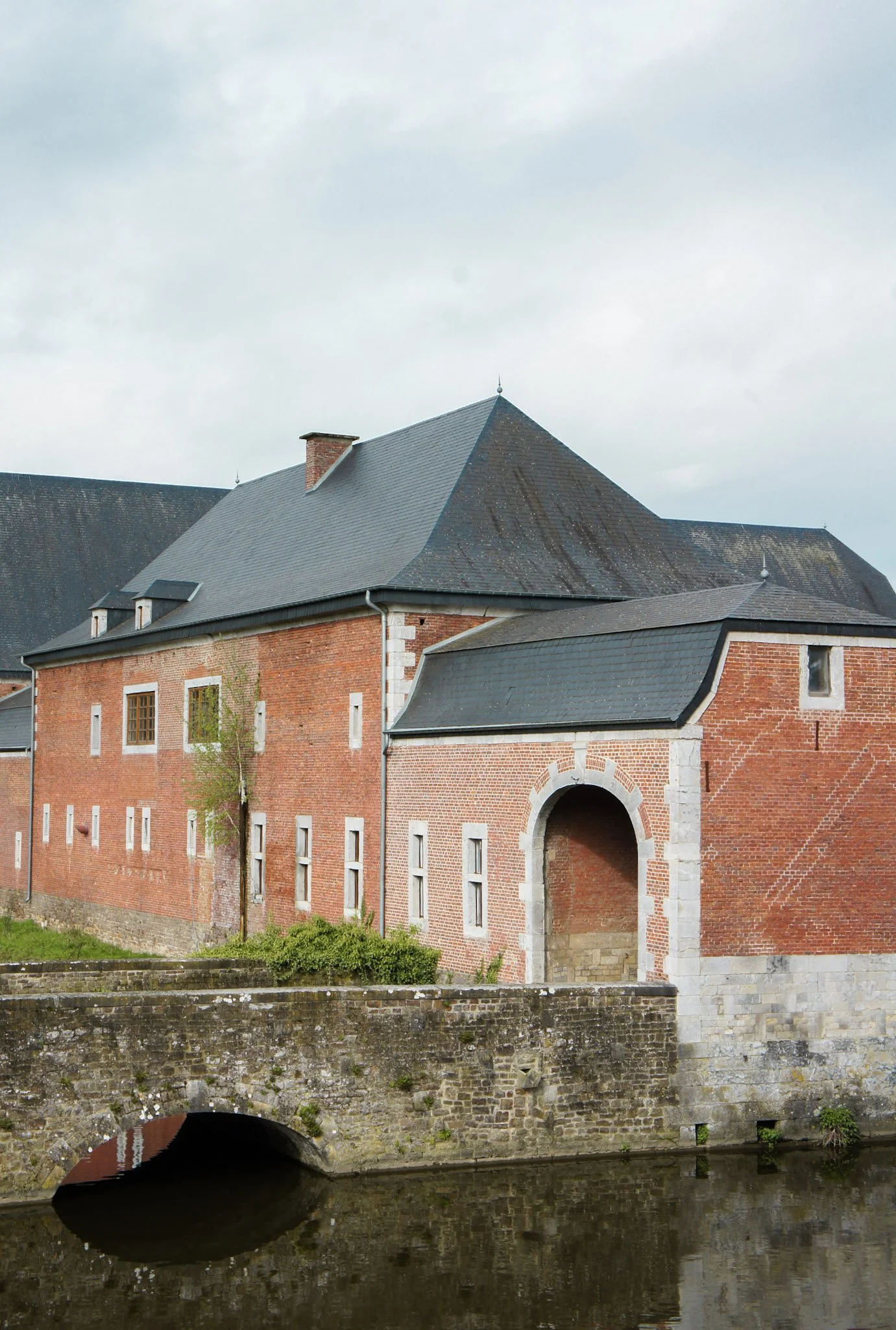 Château-de-Neuville-6-mai-202613-DSC02596.jpg