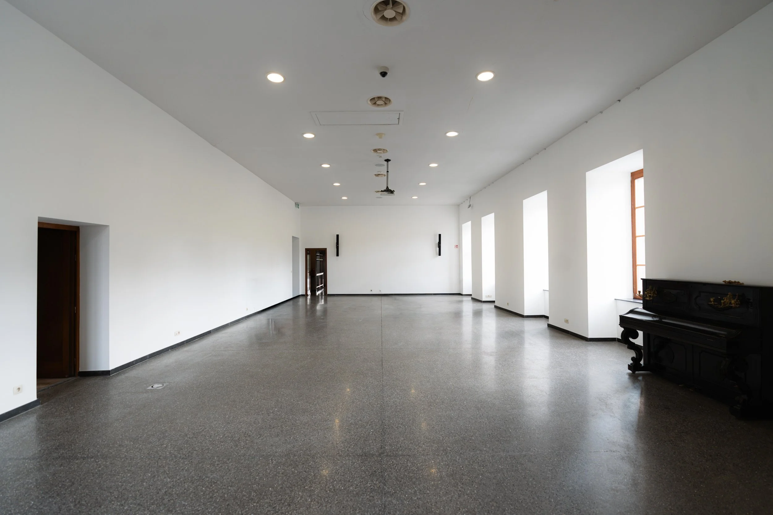 BLR02600.jpg