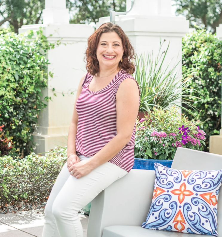 Robyn Laub