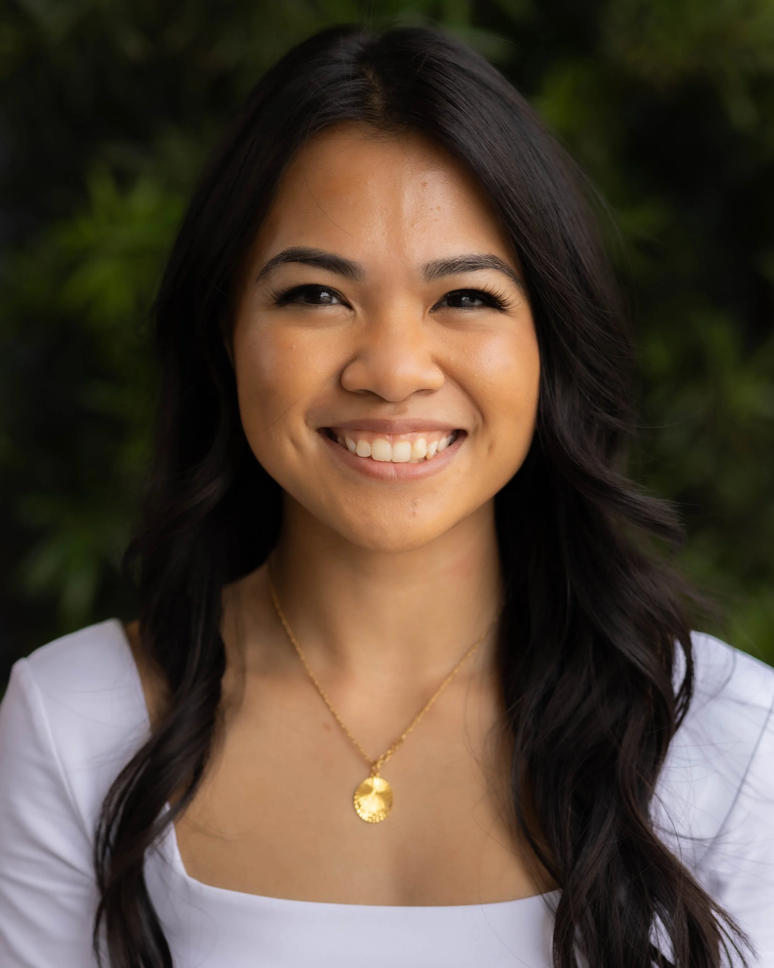 Dr. Eleyn (Ele) Fangonilo 