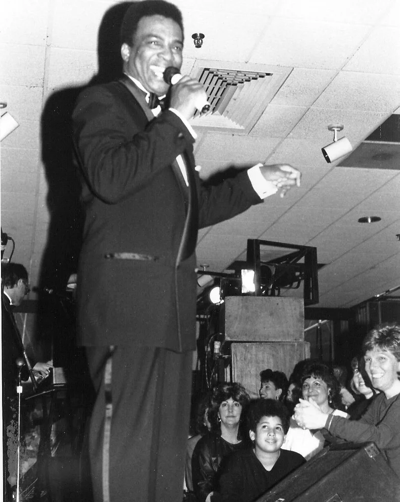 Mel Wynn & The Rhythm Aces