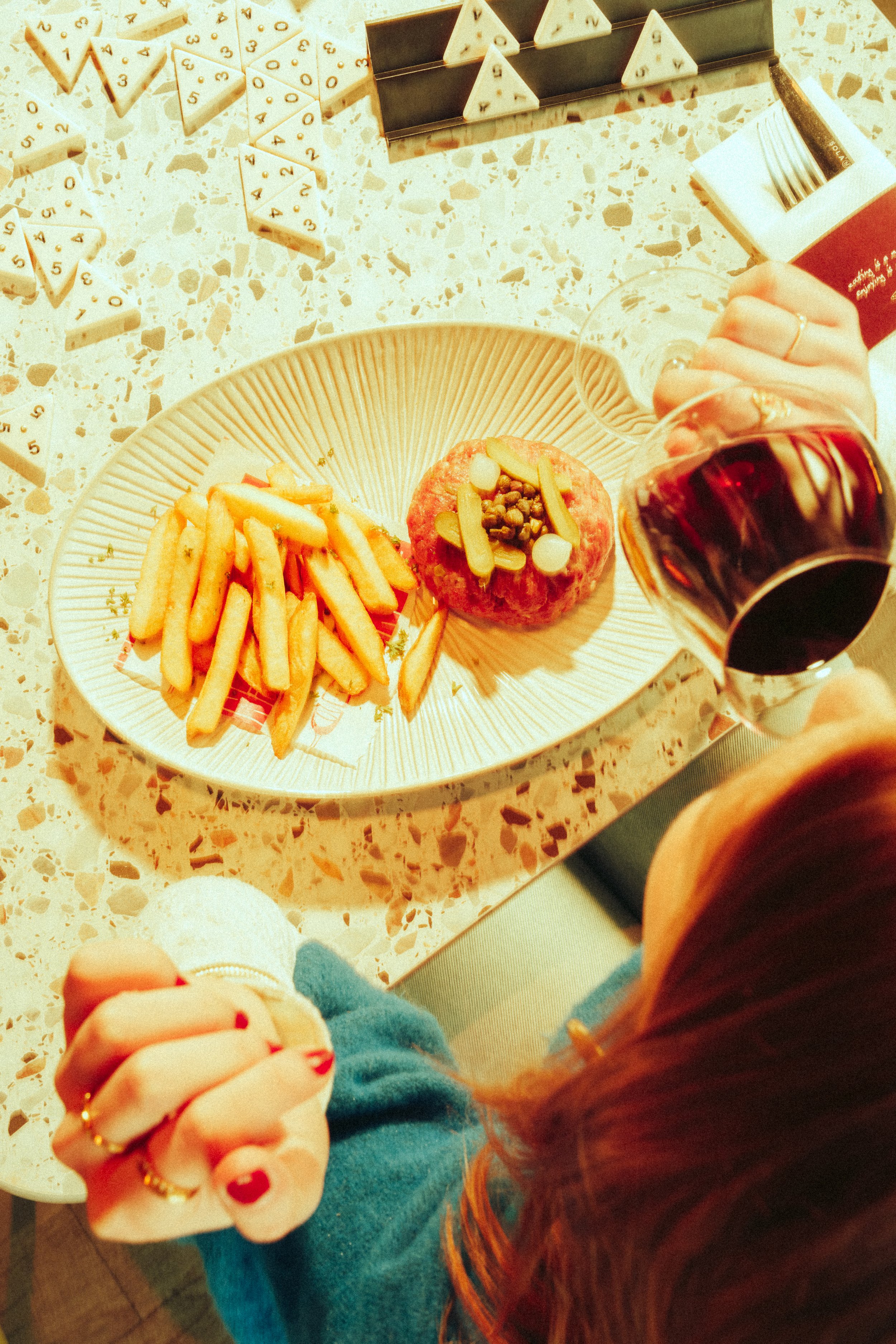 borrelen Roermond, borrel Roermond, borrelplek Roermond, borrelbar Roermond, gezellig borrelen Roermond, borrel met hapjes Roermond, borrel restaurant Roermond