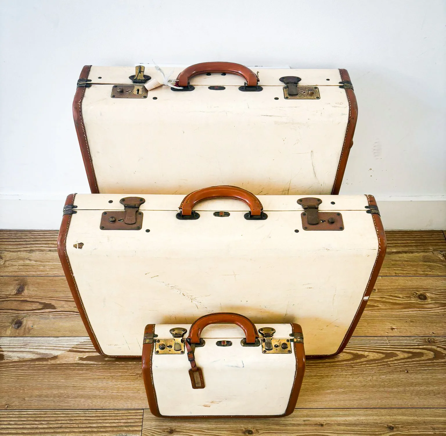 Mid-Century Cream & Tan Leather Trimmed Suitcase Set - Victor Luggage