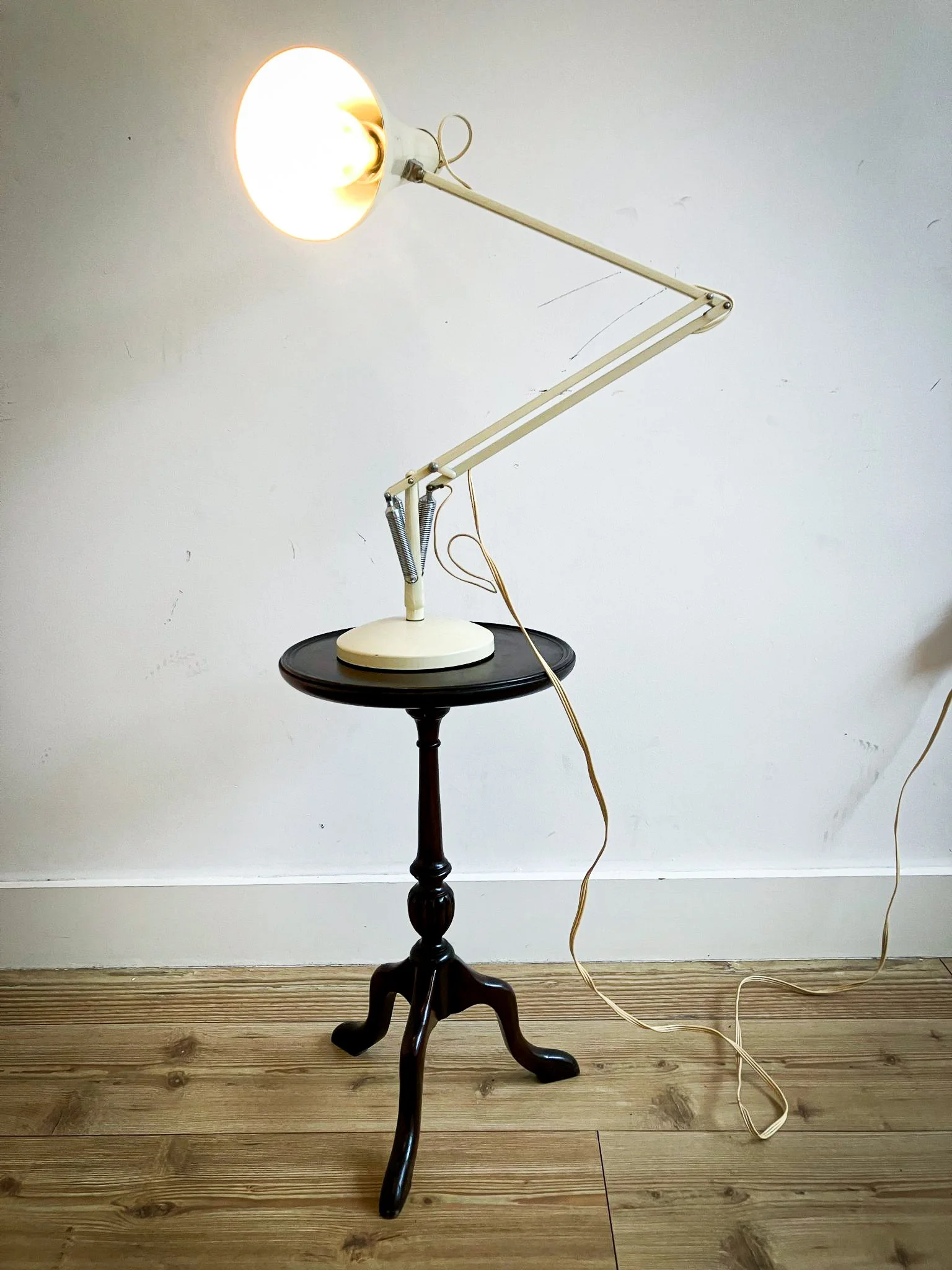 Vintage Herbert Terry & Sons Anglepoise 1227 Desk Lamp – Original Cream Enamel – Mid-Century British Design