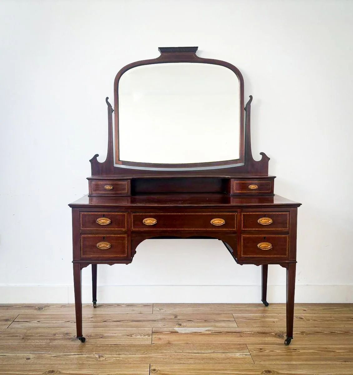 Edwardian Inlaid Mahogany Dressing Table with Original Mirror, c.1910