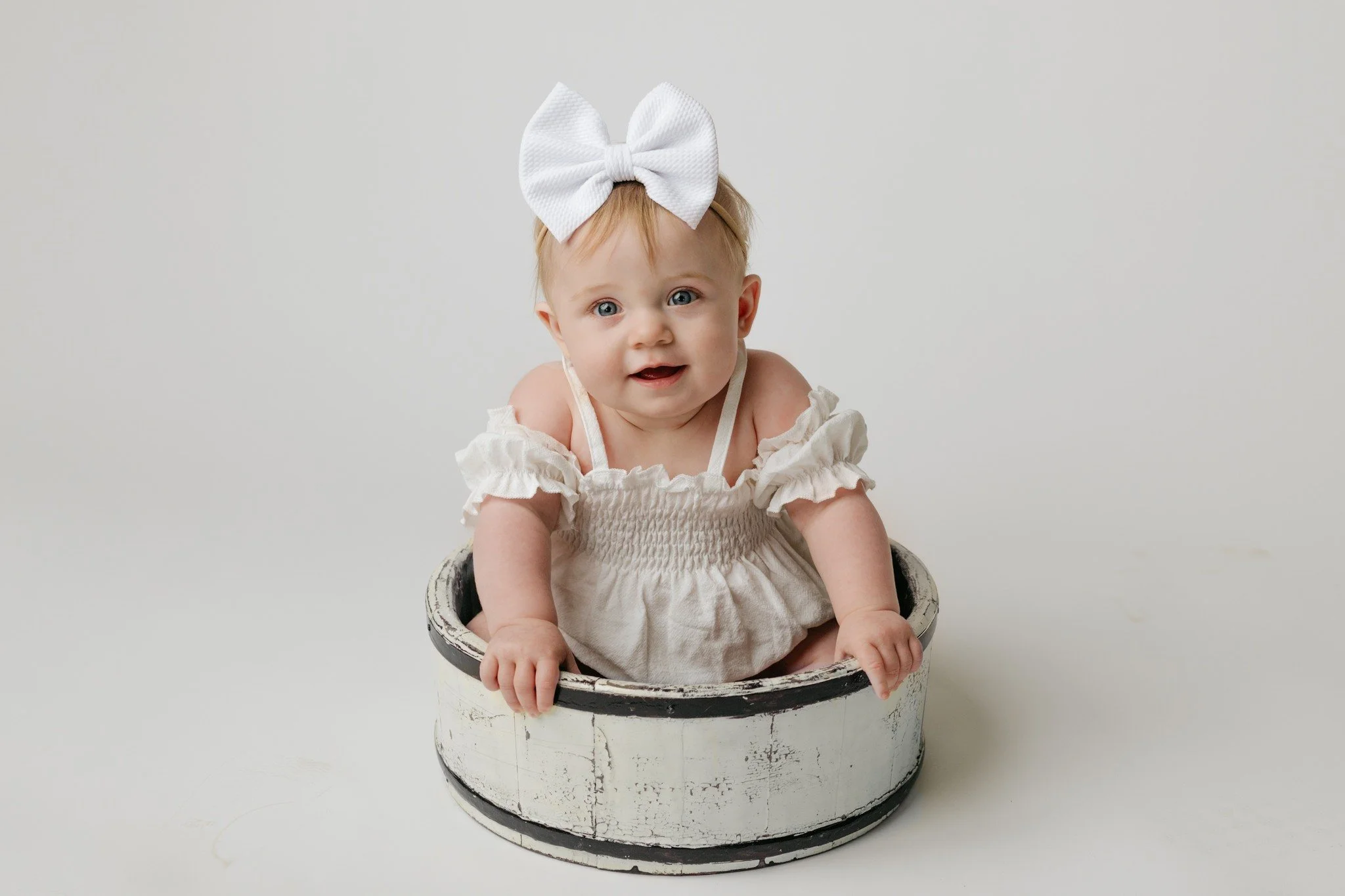 CHEEEEEESEEEE 😄
&bull;
&bull;
&bull;
#babyphotography #toddlerphotography #Photoshoot #newmom #firsttimemom #kcmo #leesummitmo #bluesprings #kansascity #missouri #photography #toddlermom #sahmmom #sahm #photooftheday
