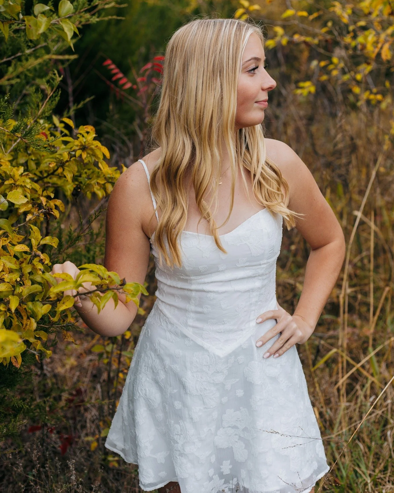 Chloe | AHS 2026 🎀
&bull;
&bull;
#seniorpictures #seniorsession #photooftheday #senior