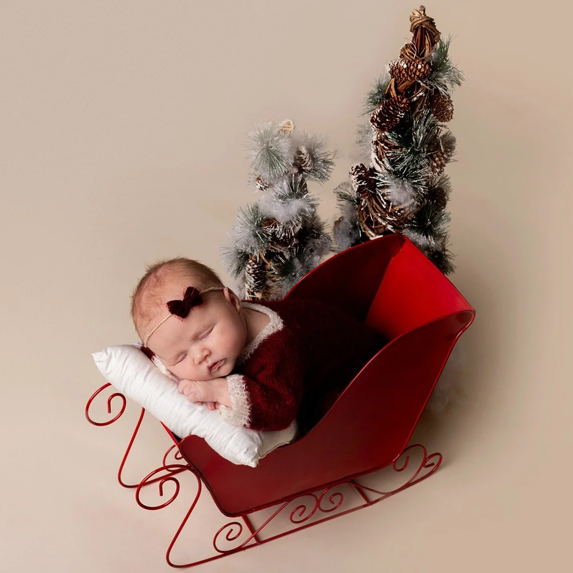 I'm pretty sure I never shared these from last winter... a baby in a tiny sled melts my heart! ❄️
&bull;
&bull;
#newbornphotography #kcmo  #kansascity #kcphotographer #christmaspictures #christmas