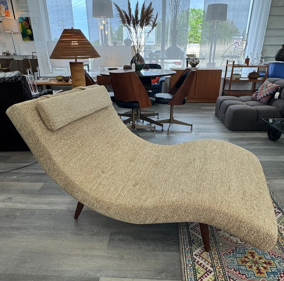 Authentic Adrian Pearsall Wave Lounge Chair for Craft Associates (fully reupholstered)
