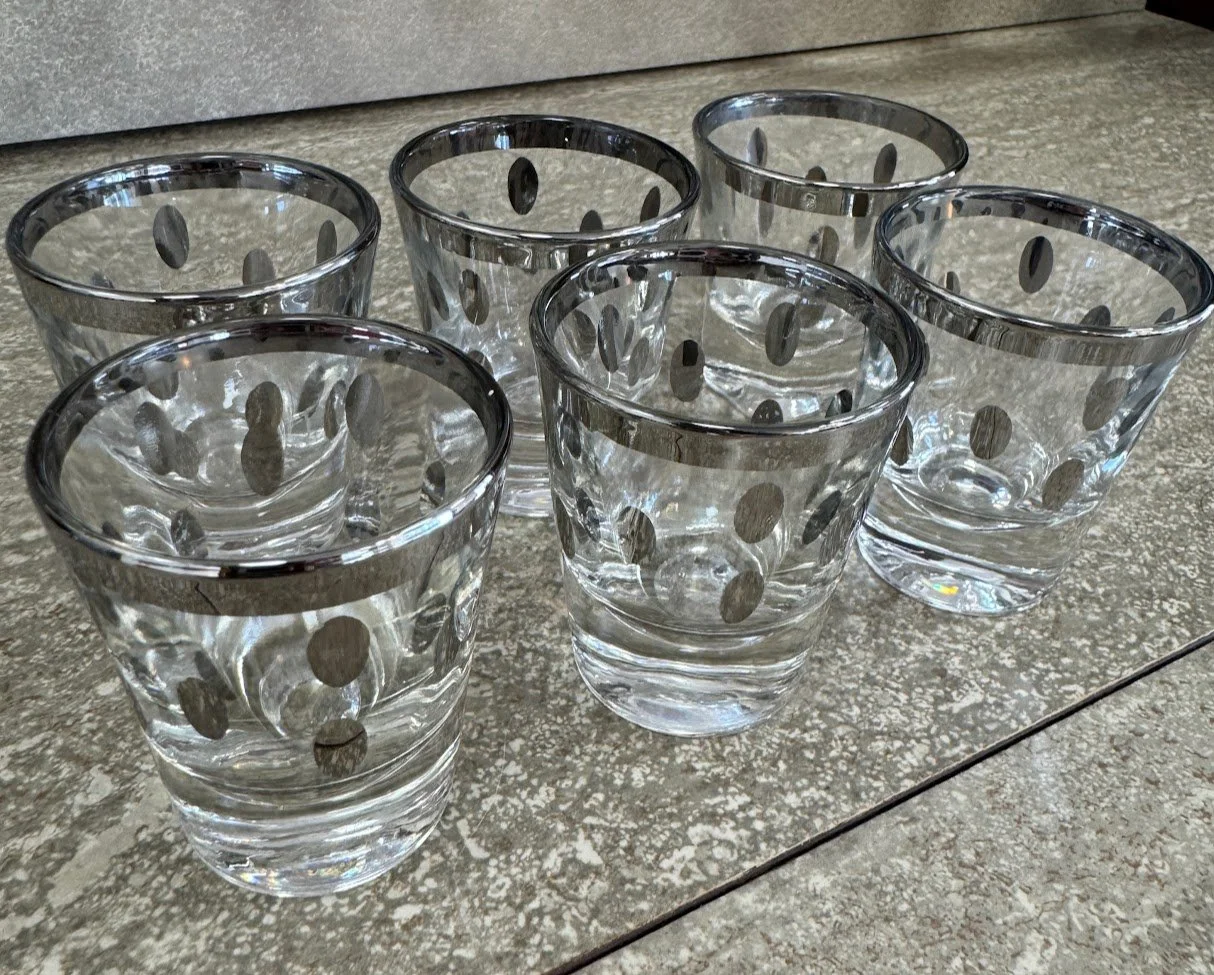 Set of 4 Dorothy Thorpe Silver Dot Shot Glasses