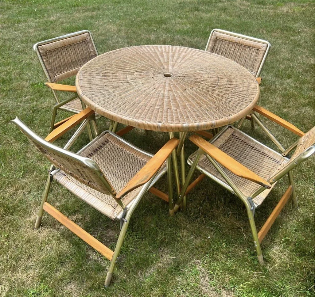 Vintage 1950s "Telescope" Patio Set Rattan/Gold Tone Aluminum/Wood Folding Table w 4 Matching Folding Chairs
Table: 42" round x 27"h