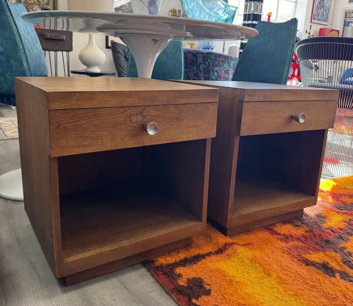 Pair of Mid Century Custom Designed and Handcrafted Nightstands by Architect H. Malcolm Ticknor 18x18x20h