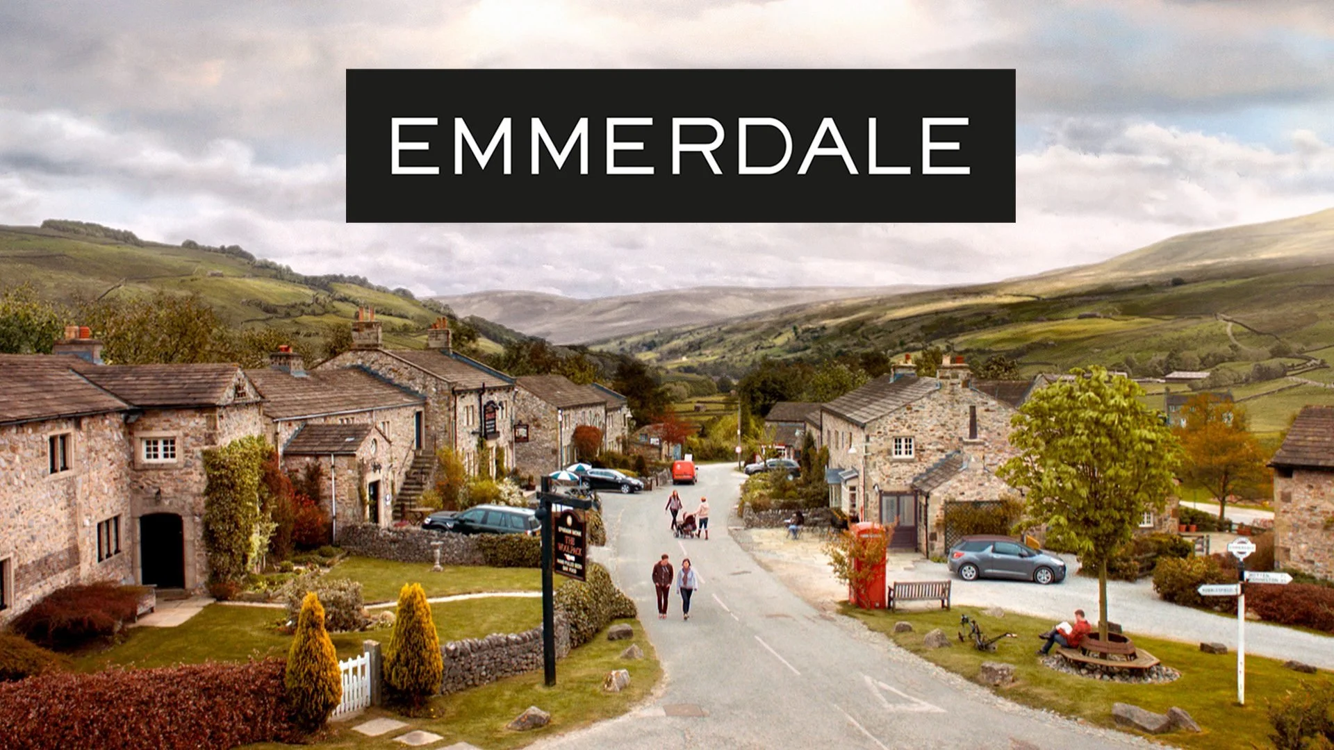 Preview April and Dawn's special Emmerdale episode