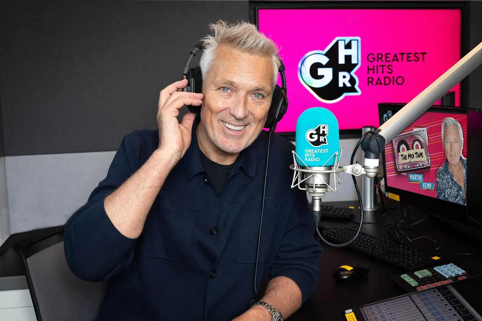 When is Martin Kemp's show on Greatest Hits Radio?