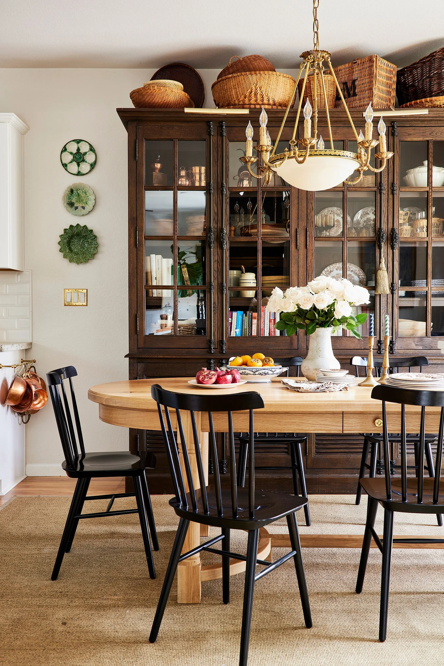 EK_2111_DIY_JohnsonHouse_DiningRoom_0586_preview.jpg