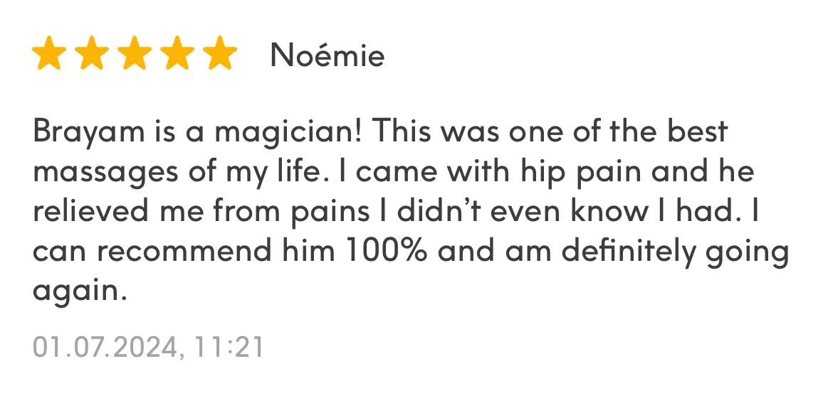 Review with five gold stars, titled "Noémie". The review praises a magician named Brayam for his massage skills, especially for relieving hip pain. The review was posted on January 7, 2024, at 11:21.