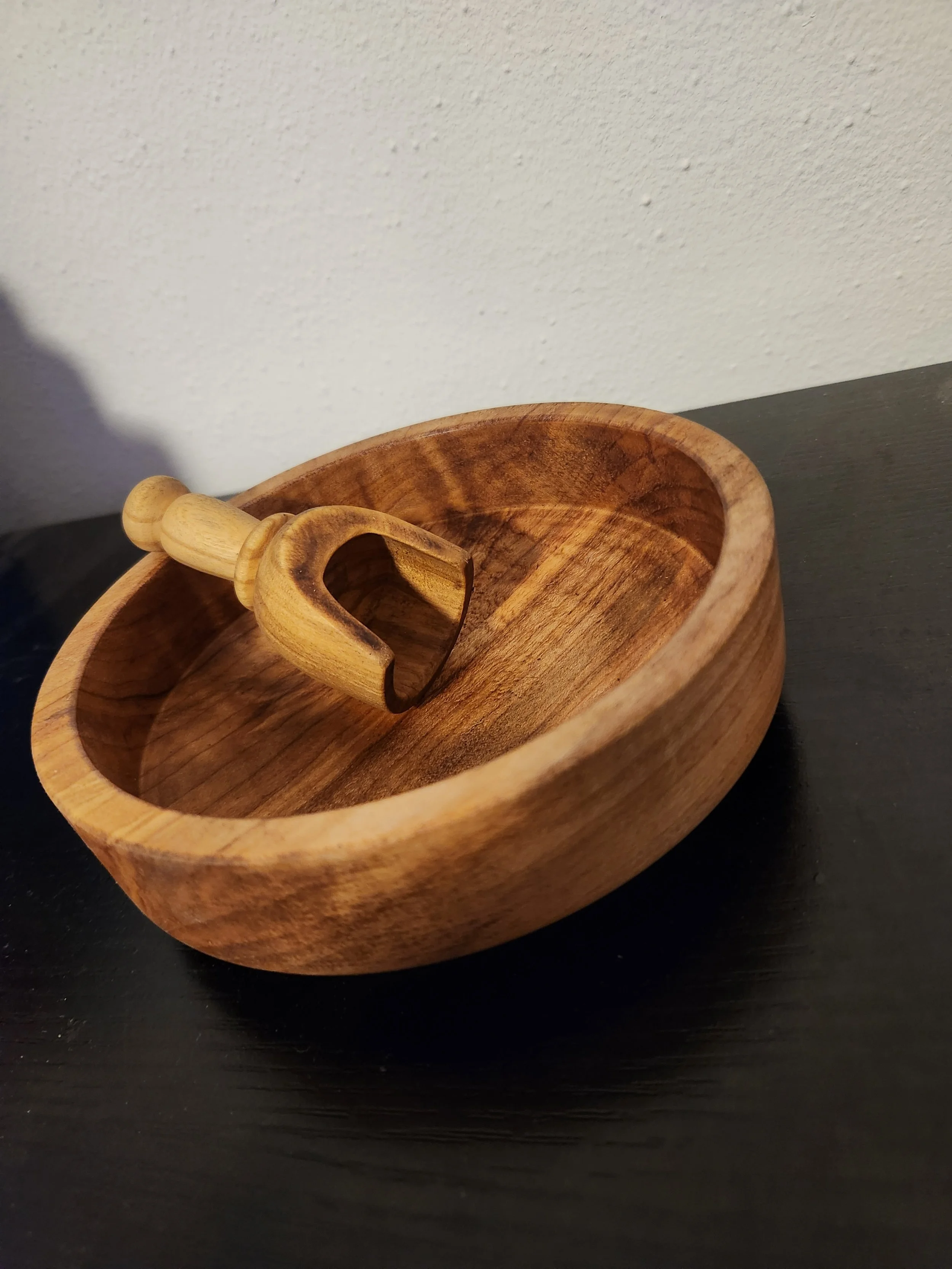 Spice/Trinket Bowl with scoop