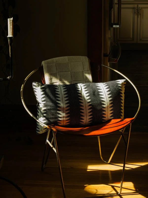 How to Declutter When You’re Overwhelmed