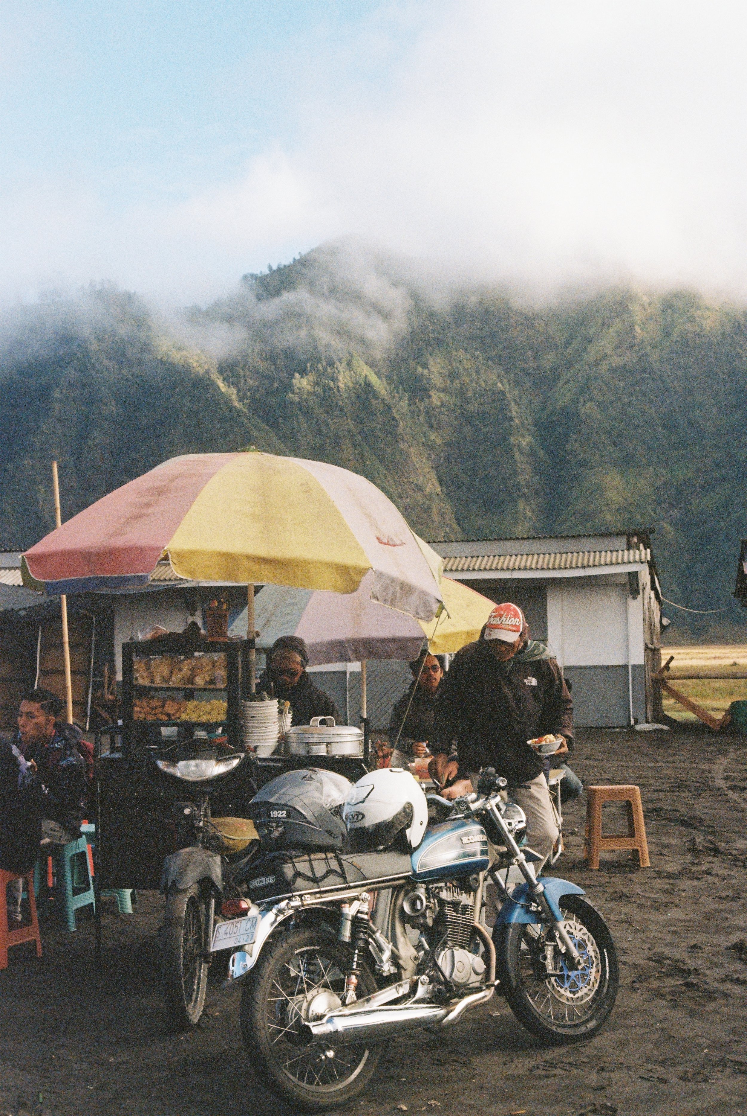 R1-02882-015A.JPG