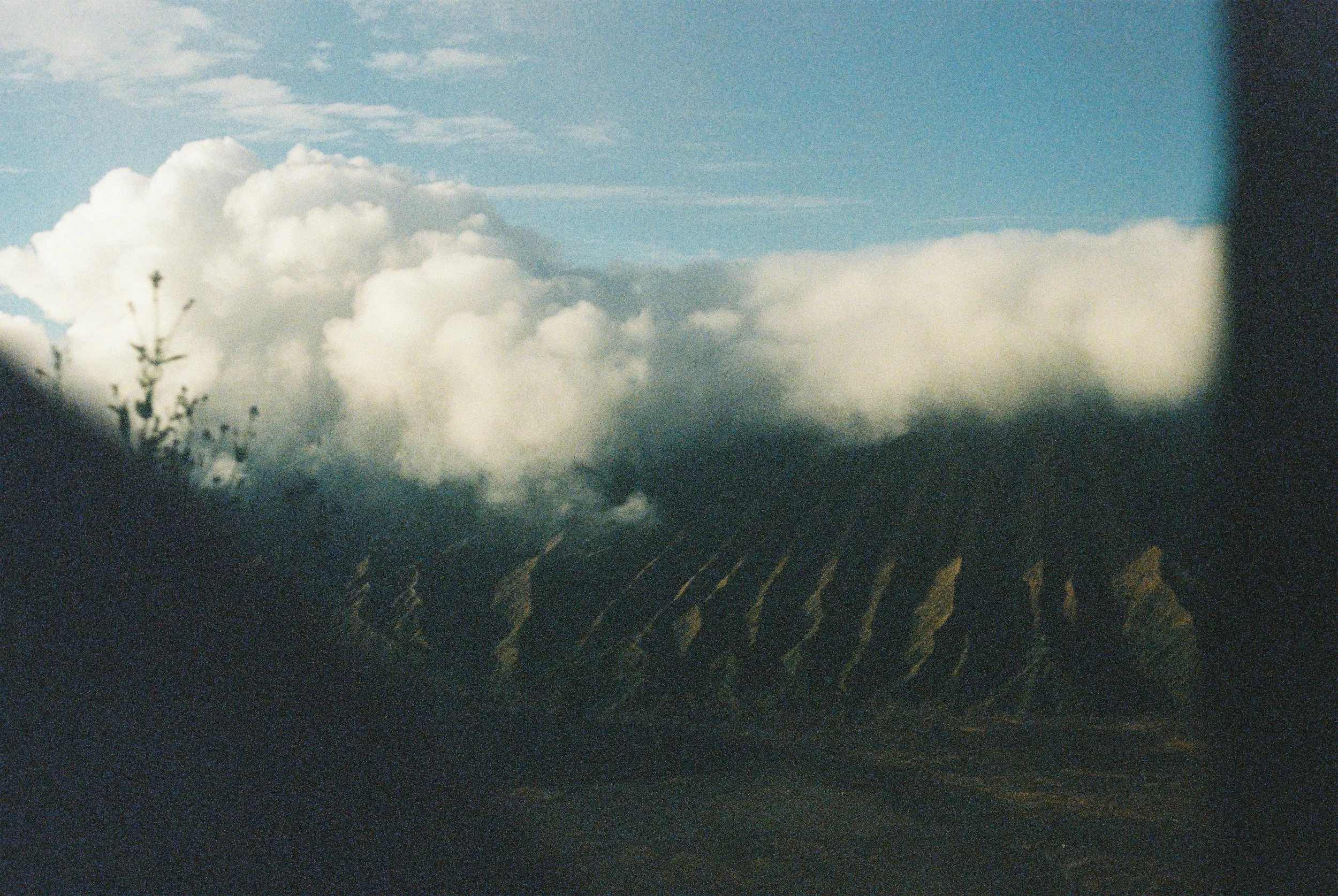 R1-02882-006A.JPG