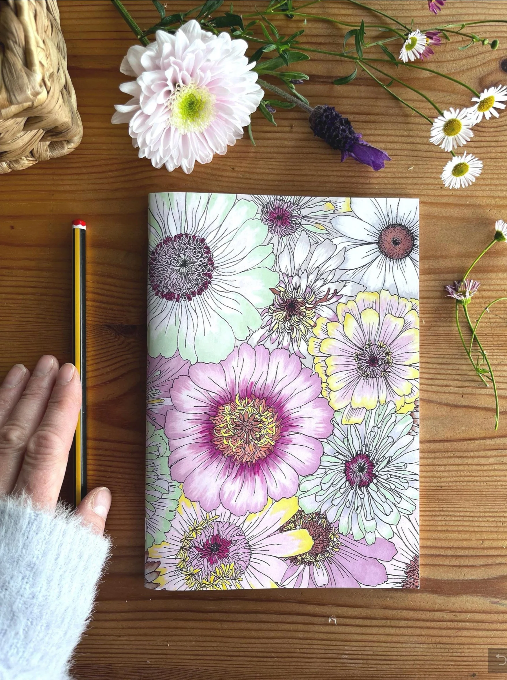 Daisy pastel notebook - Zinnia pattern notebook