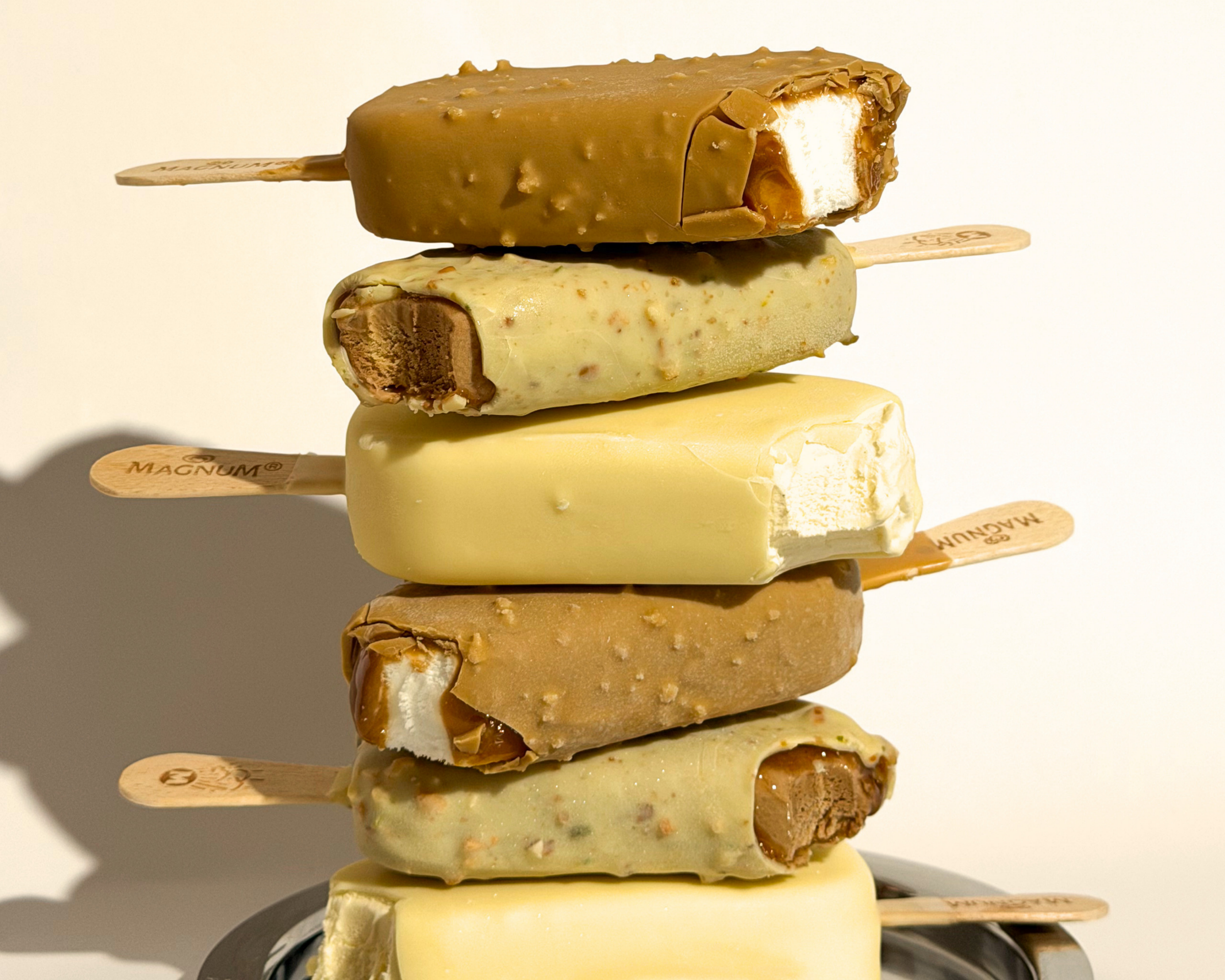 MAGNUM ICE CREAM