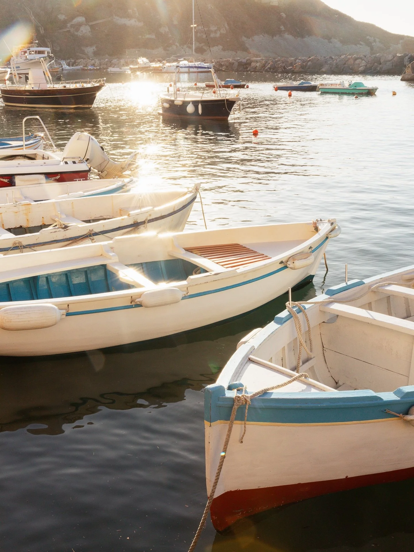 early morning in procida, italy ☀️