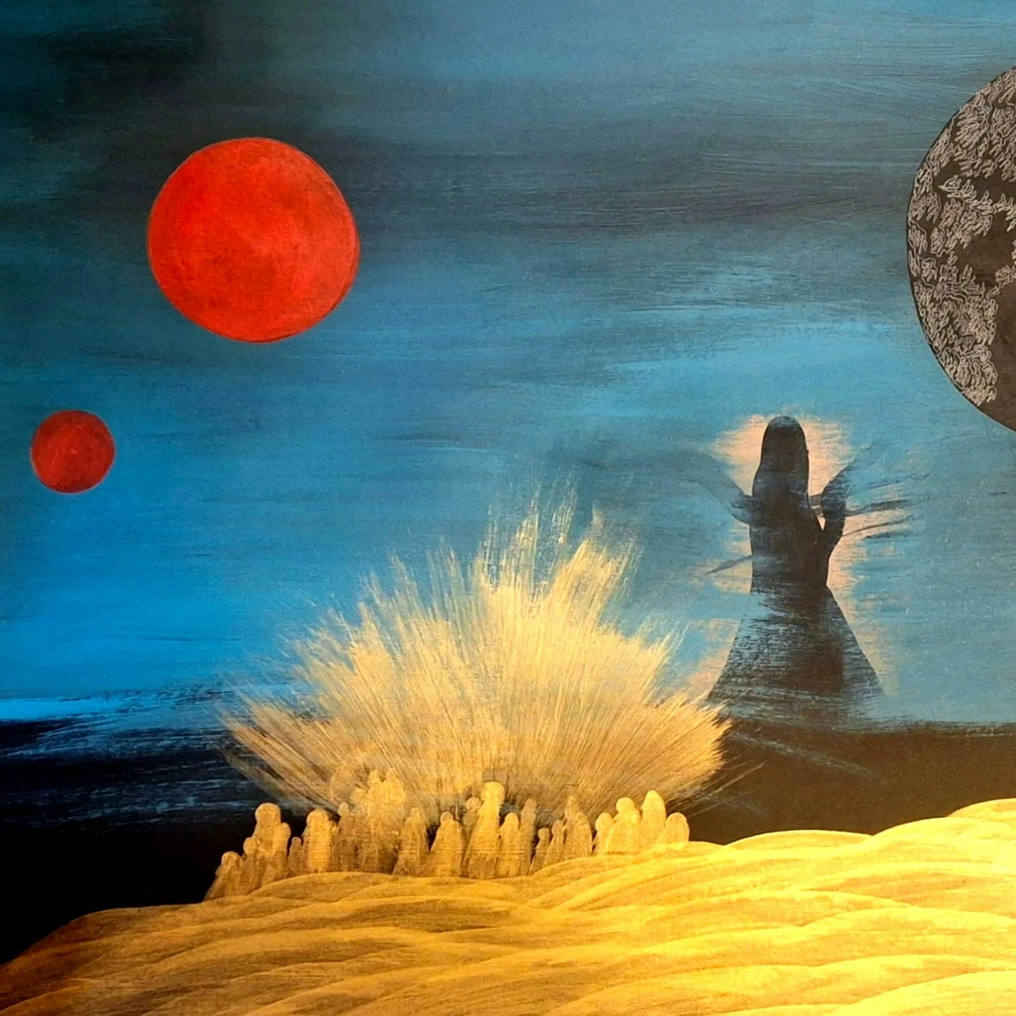 Paisaje con dos lunas rojas, una gran explosión en el suelo, figura humana con alas y un planeta.