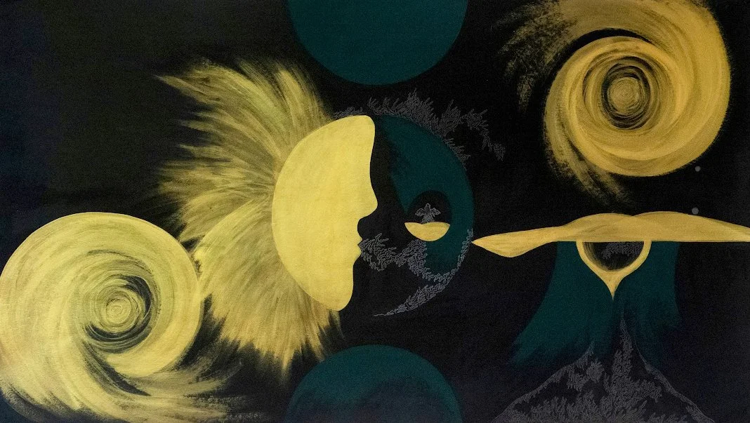 Arte abstracta con formas circulares y la silueta de un rostro humano en el centro, en tonos dorados y oscuros.