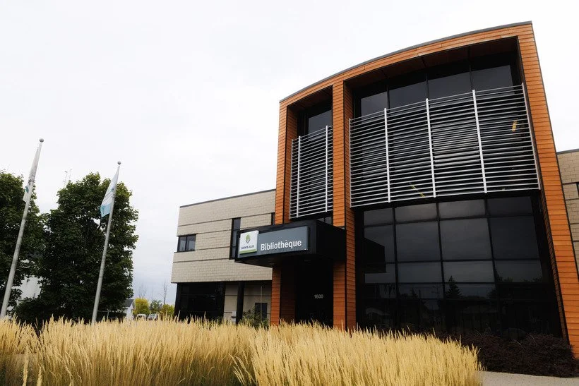 Exposition à la bibliothèque municipale de Sainte-Julie