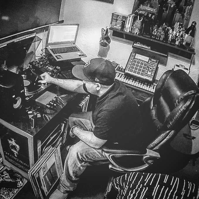 Found this old pic, not 100% sure of the year but going off the mpc studio it has to be 2012-2014 @dark_arts on the 📸