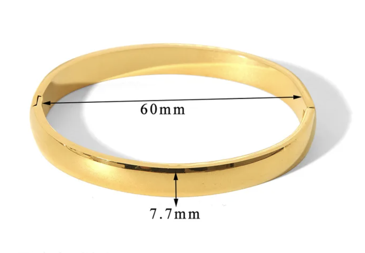 Personalized Gold Engraved Bangle Bracelet