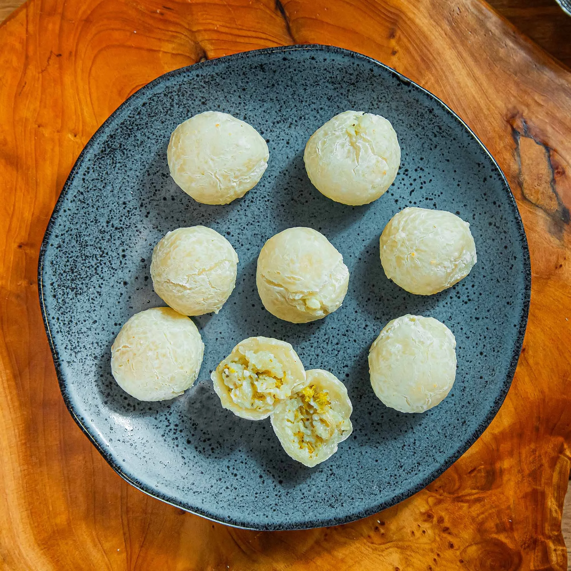 Bolinho de Tapioca com Brócolis e Queijo