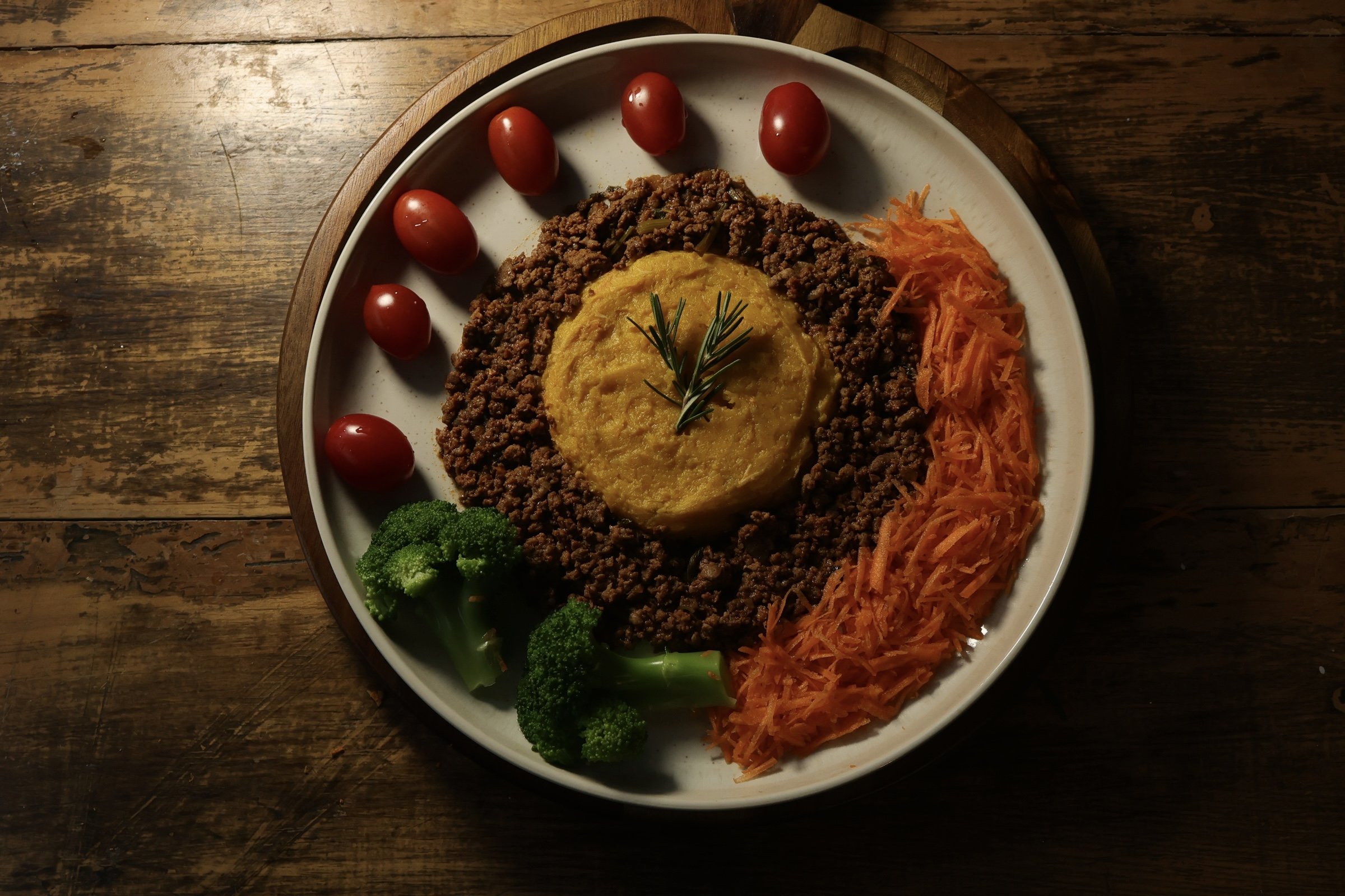 Patinho com Purê de Abobora e Legumes
