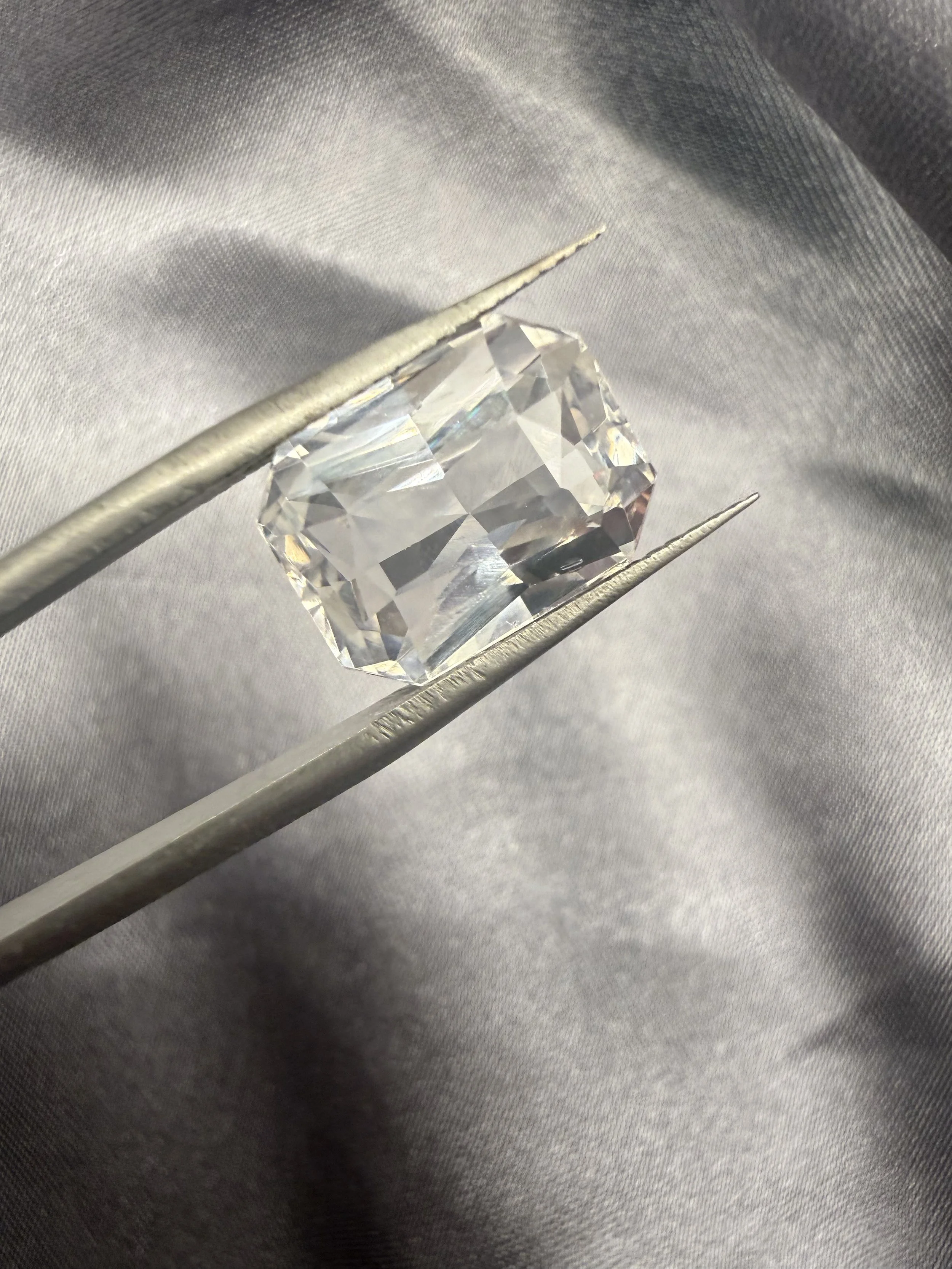 Dazzling Clear Sapphire- Elegance Edition