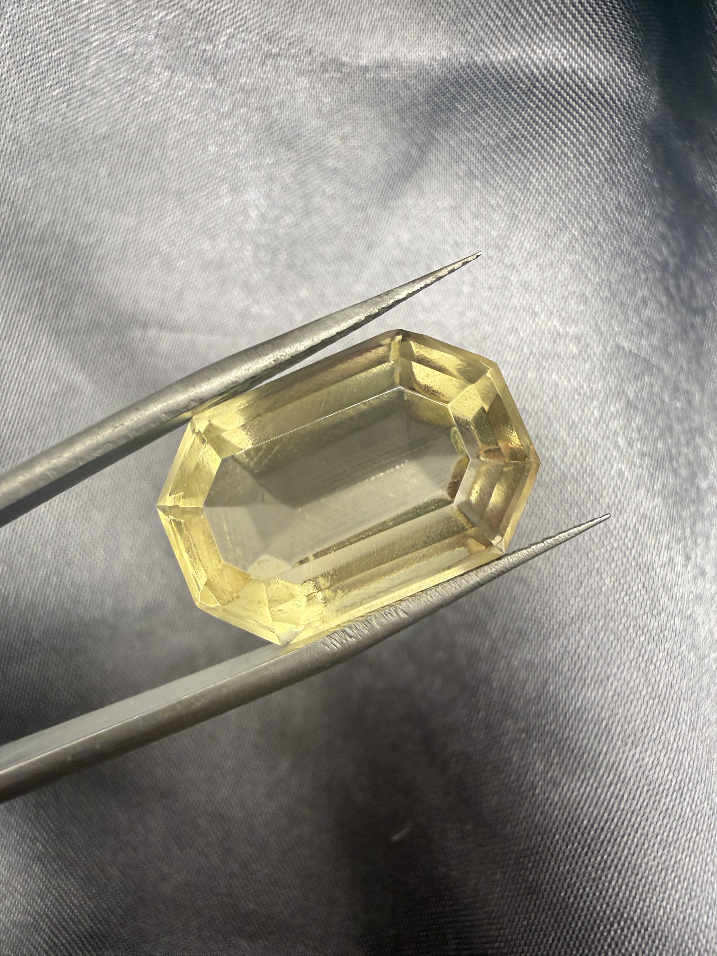 Radiant Yellow Beryl Sapphire
