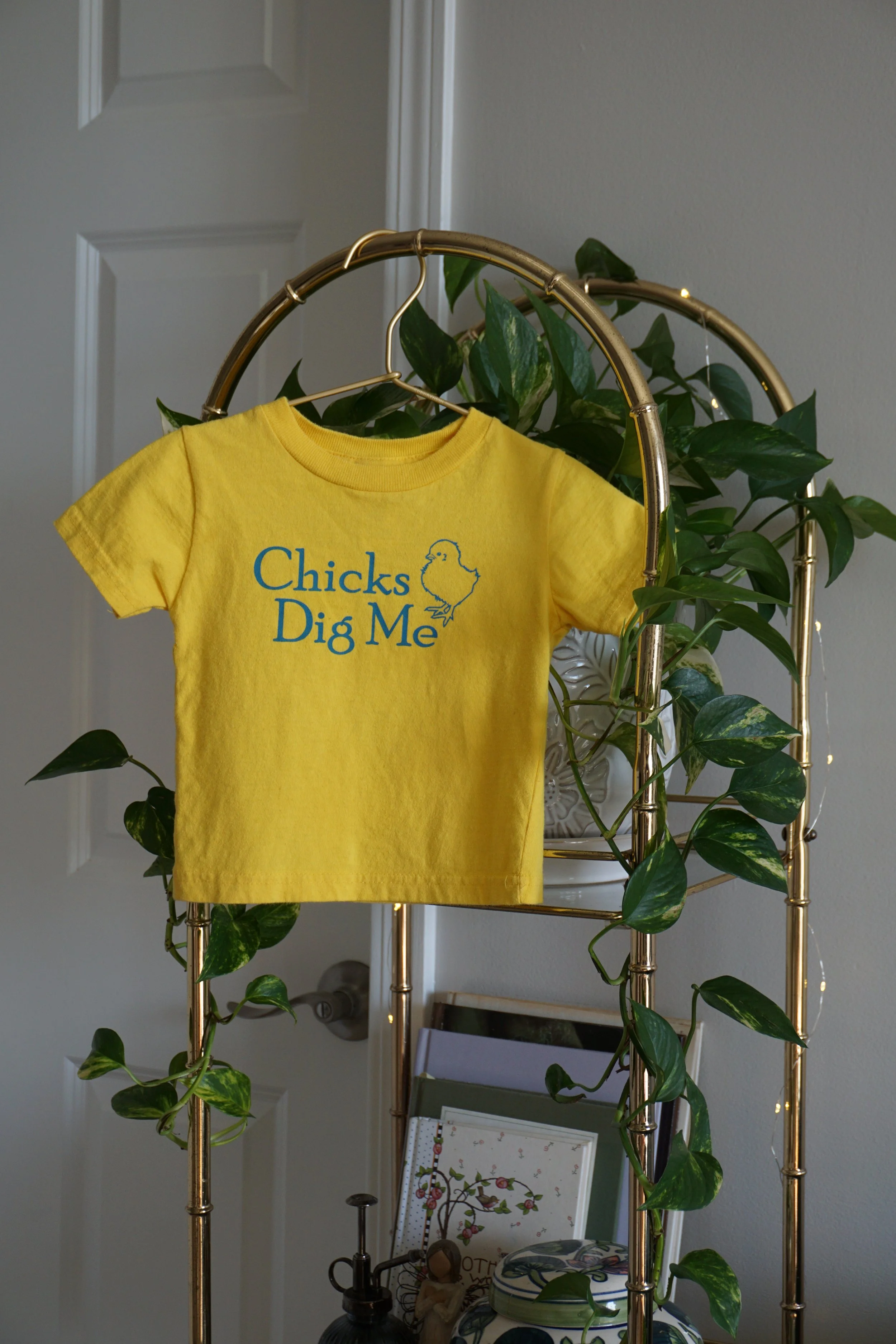 Chicks Dig Me Tee