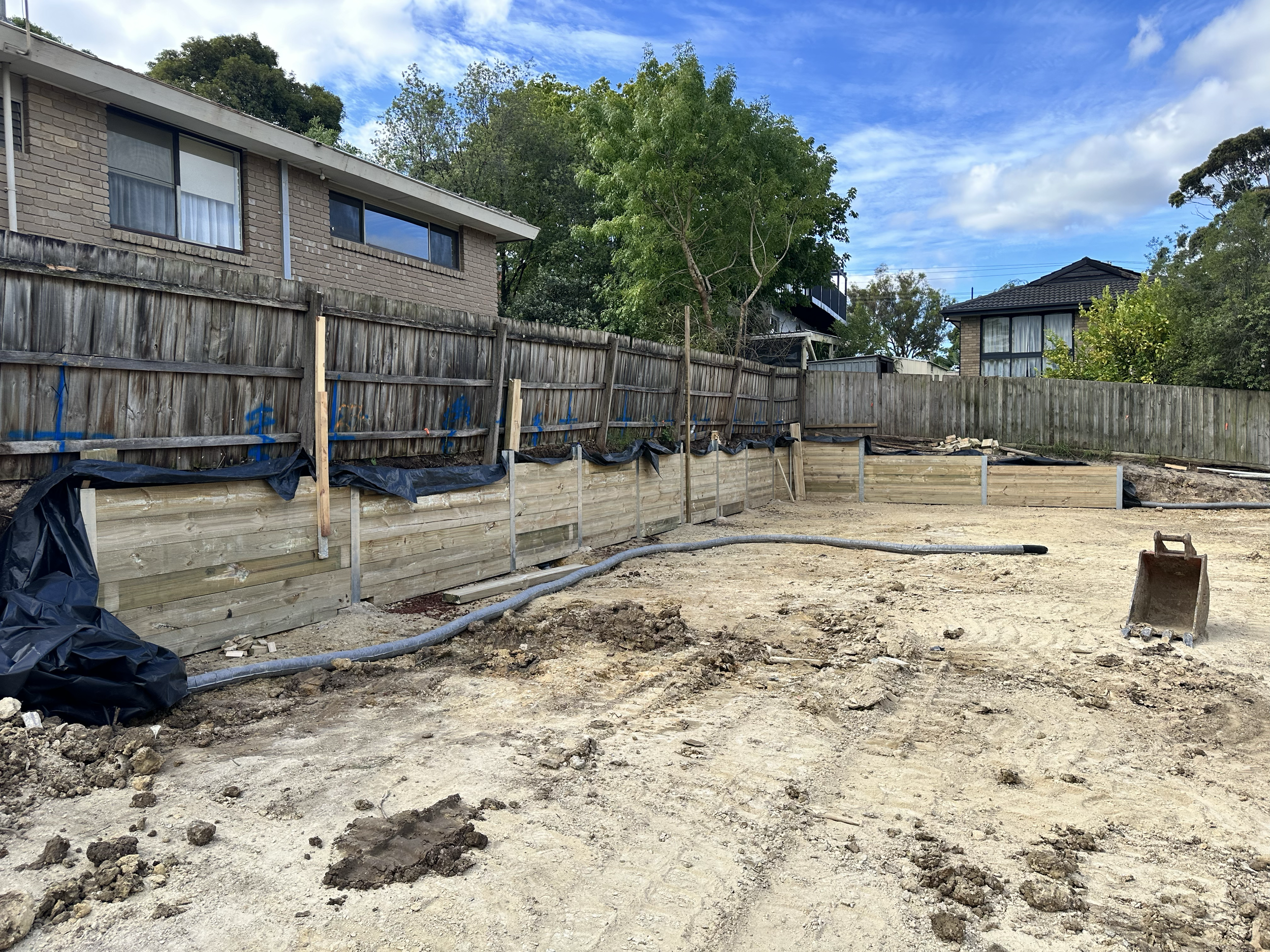 Retains walls - Glen Waverley
