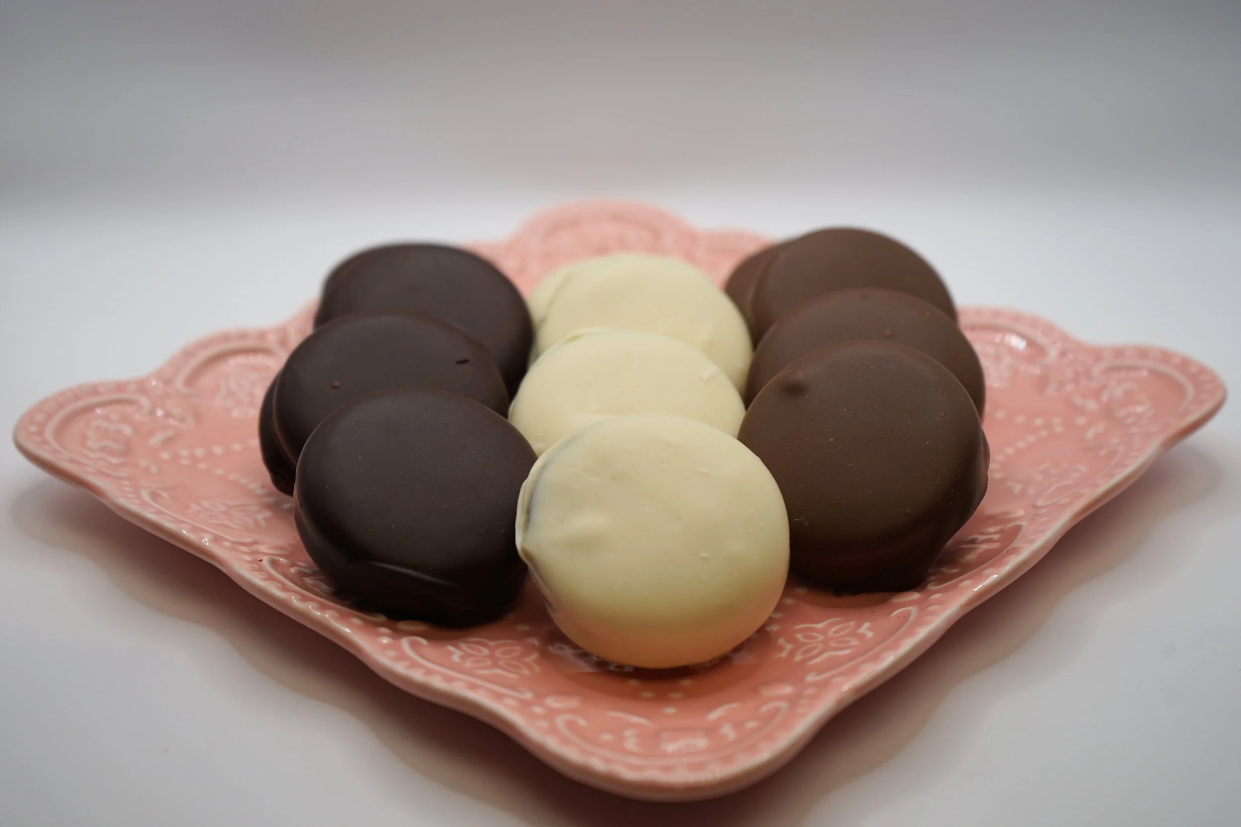 Chocolate Dipped Oreos