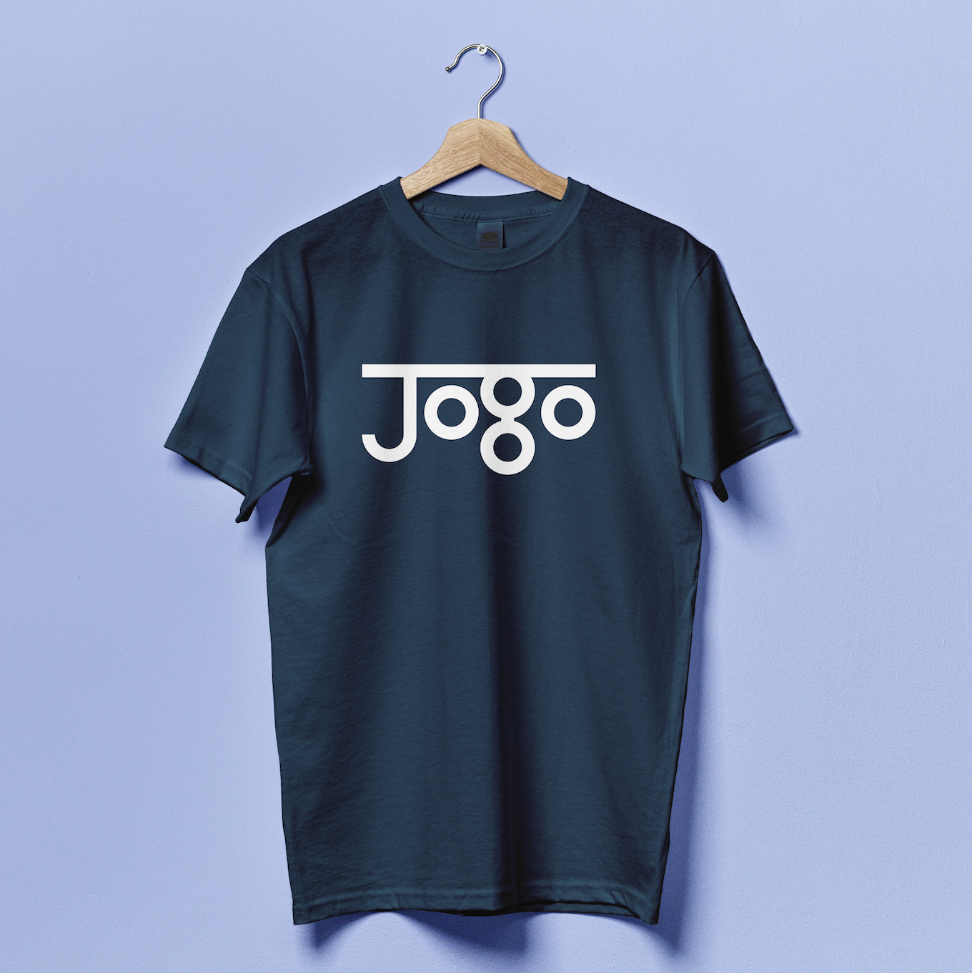 Hanging_T-Shirt_Mockup_Jogo.png