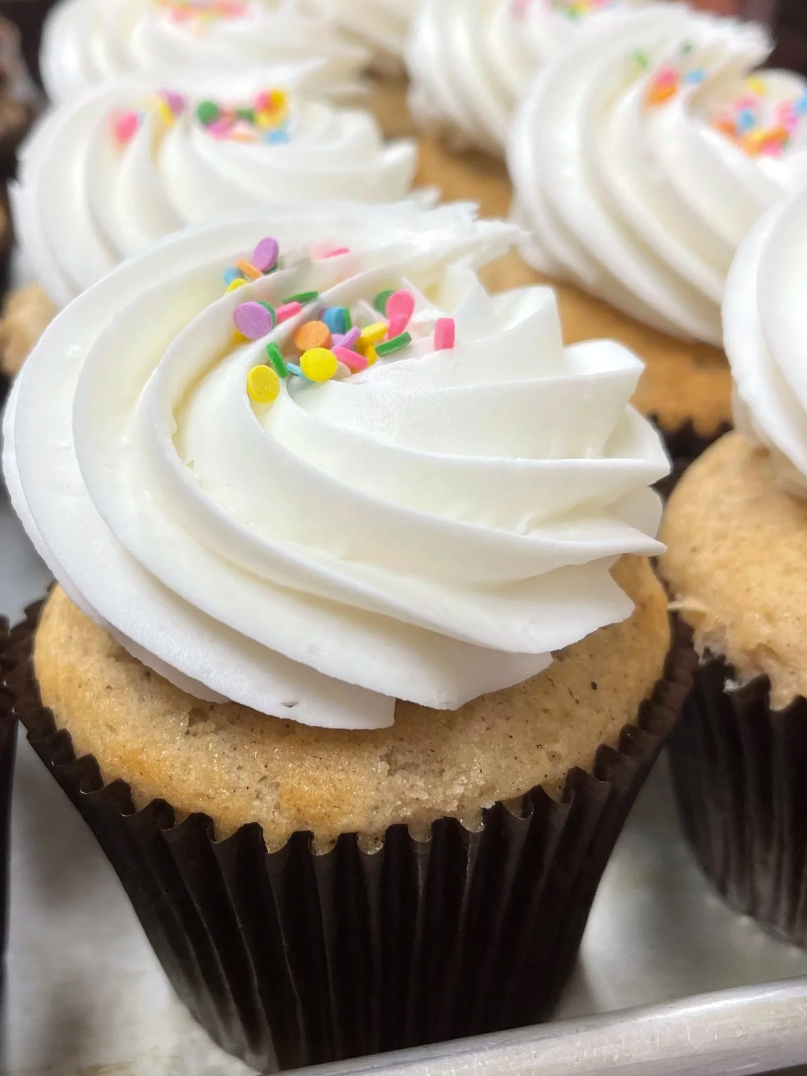 SIGNATURE VANILLA - vanilla bean cake + vanilla buttercream