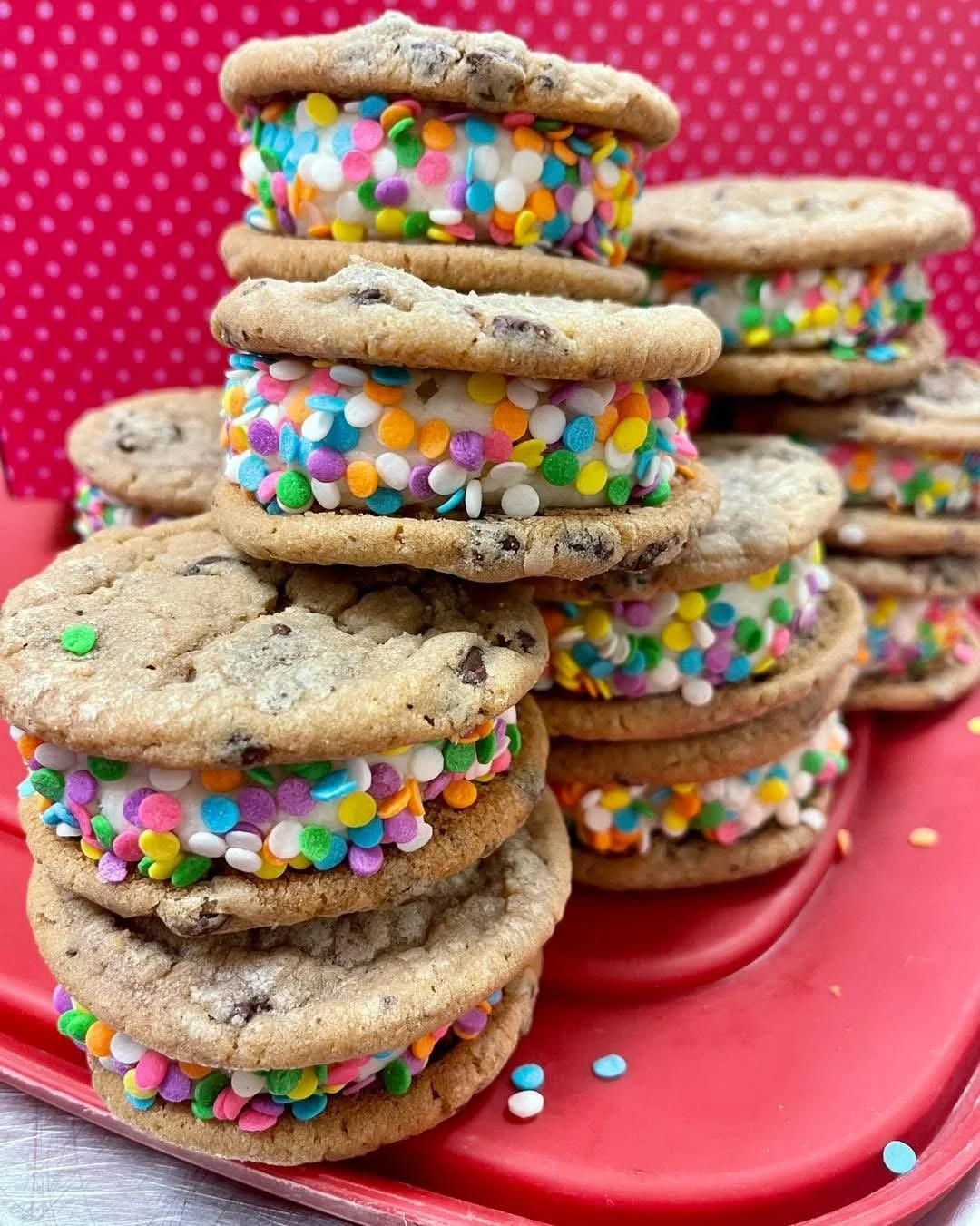 CHOCOLATE CHIP COOKIE SANDWICHES